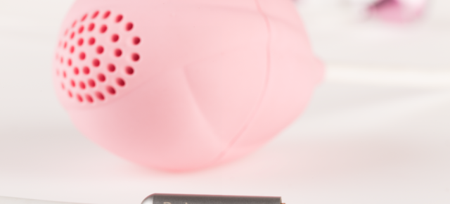 Babypod l'aparell que proporciona música al futur nadó directament des de la vagina